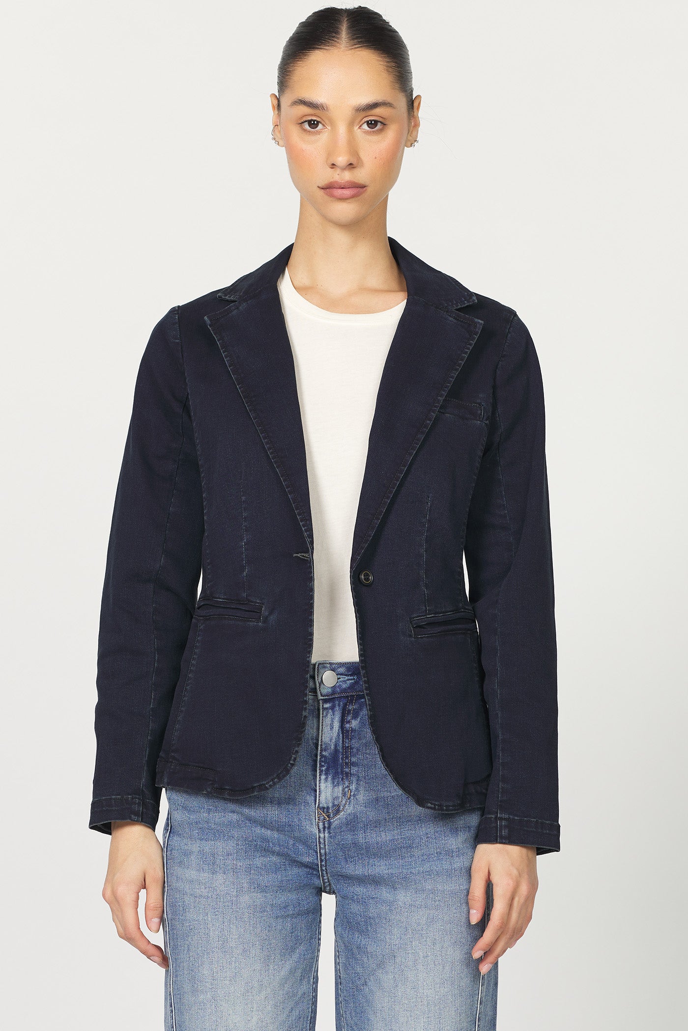 Minah Blazer