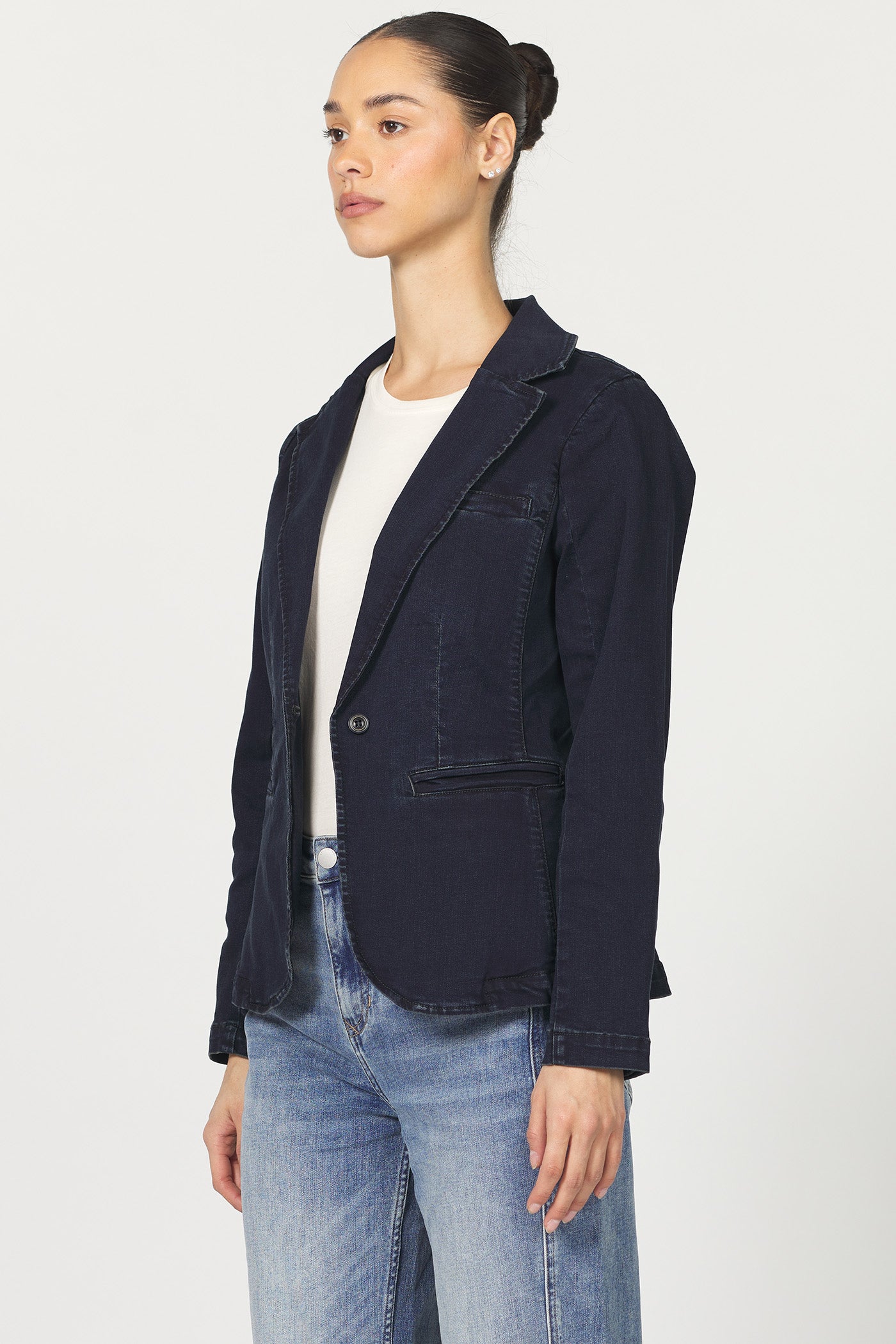 Minah Blazer