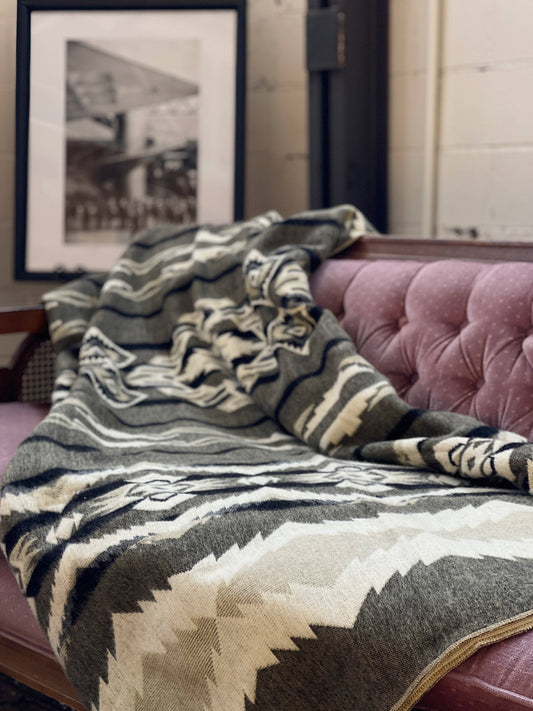 Spondylus Blanket